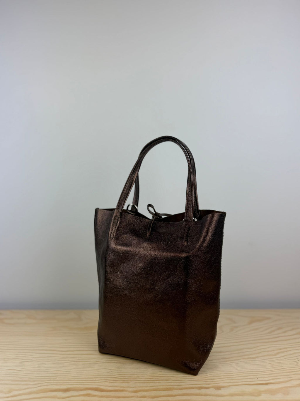 Alice crossbody / mini shopper - Metallic Donkerbruin 🤎