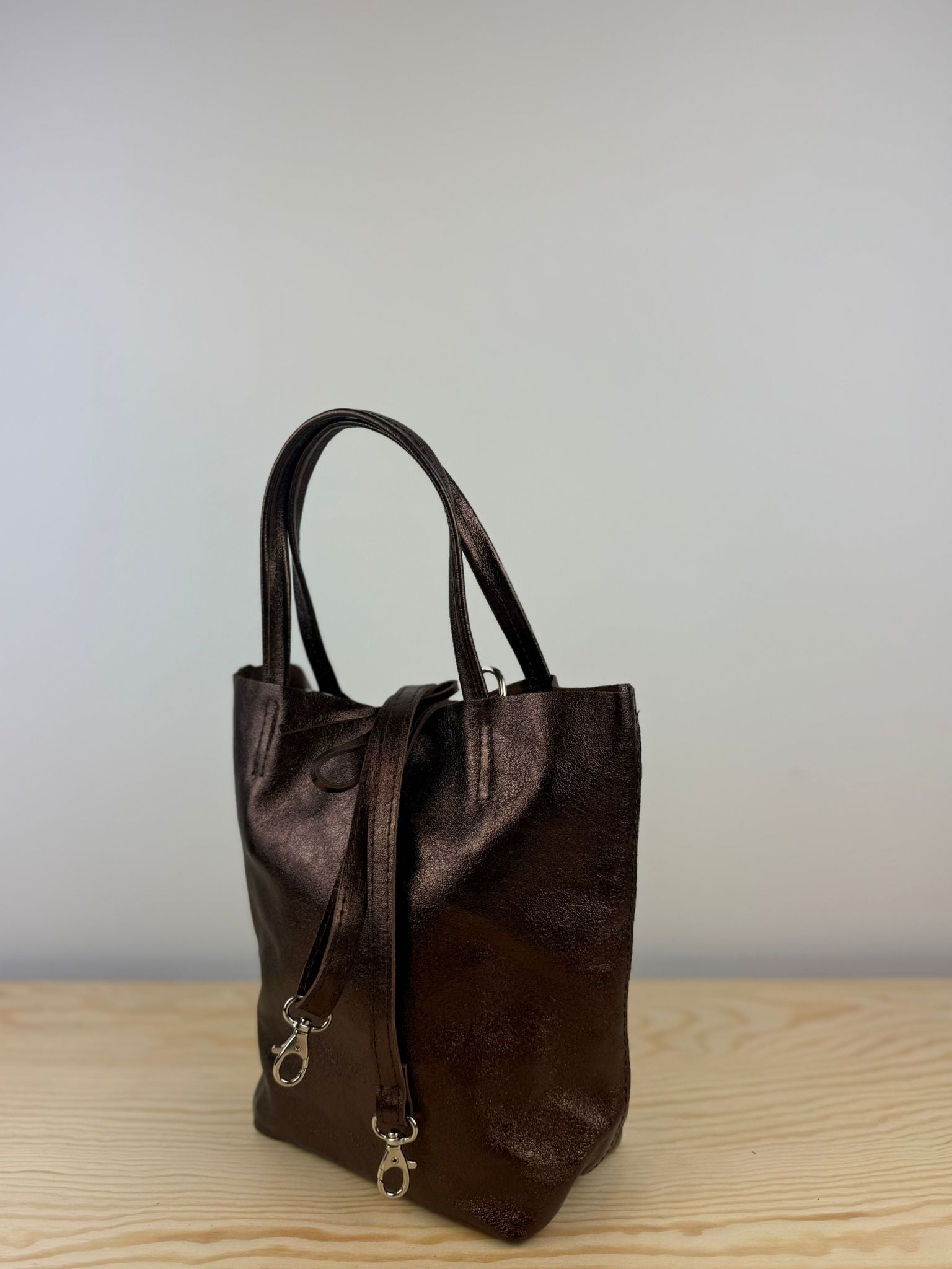 Alice crossbody / mini shopper - Metallic Donkerbruin 🤎