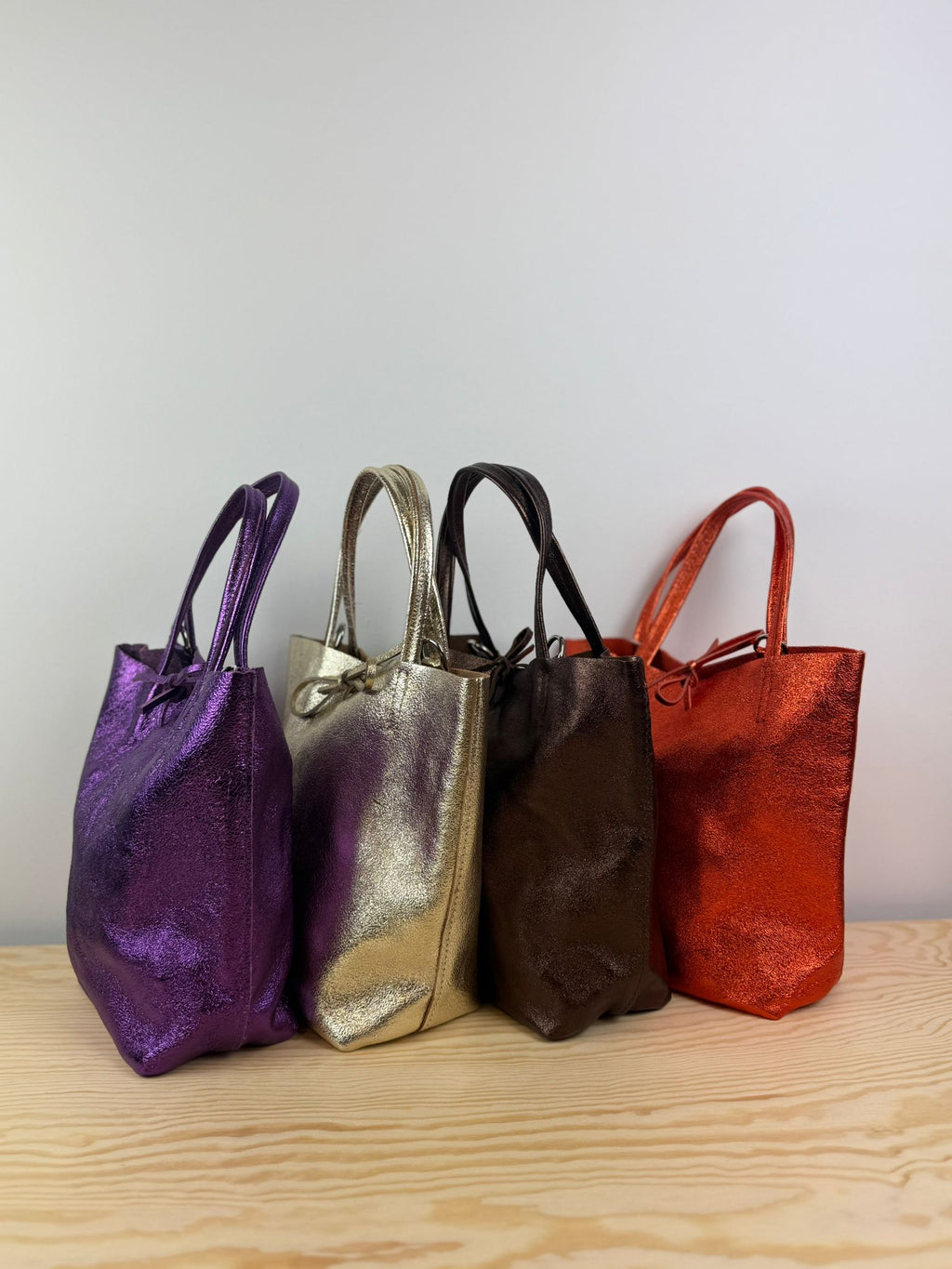 Alice crossbody / mini shopper - Metallic Donkerbruin 🤎