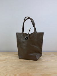 Alice crossbody / mini shopper - Taupe 🤎