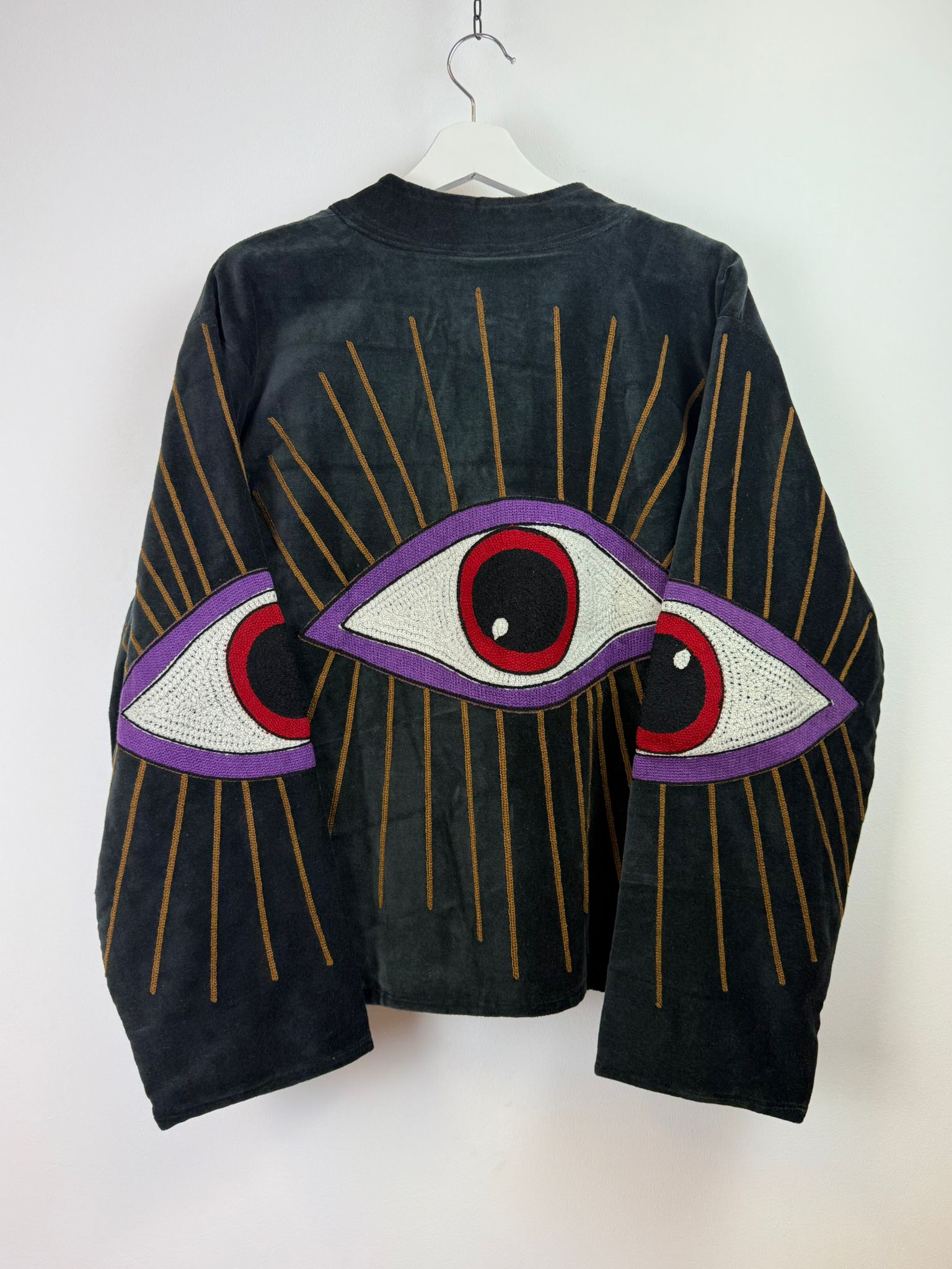 Juliëtte - handgemaakt fluwelen jasje ogen 👀