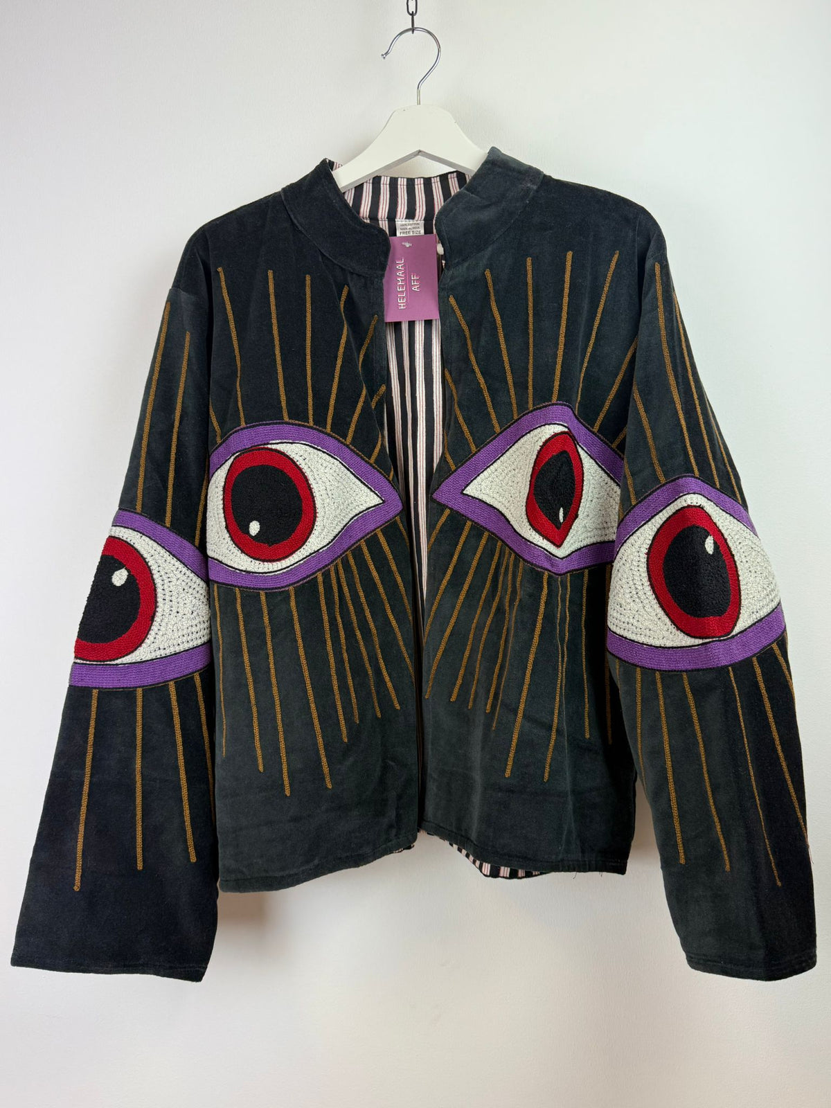 Juliëtte - handgemaakt fluwelen jasje ogen 👀