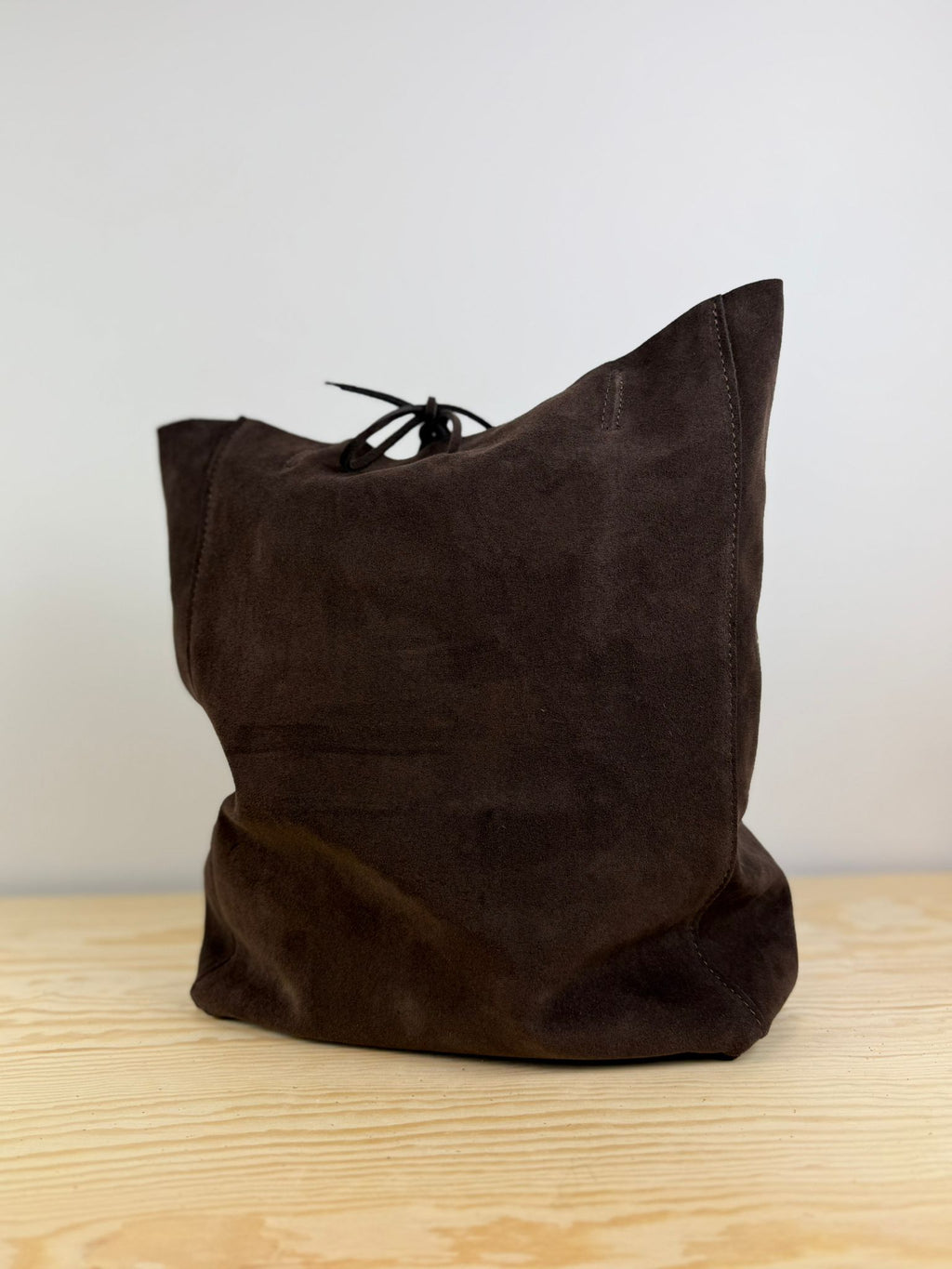 Mia schoudertas suède - Bruin 🤎