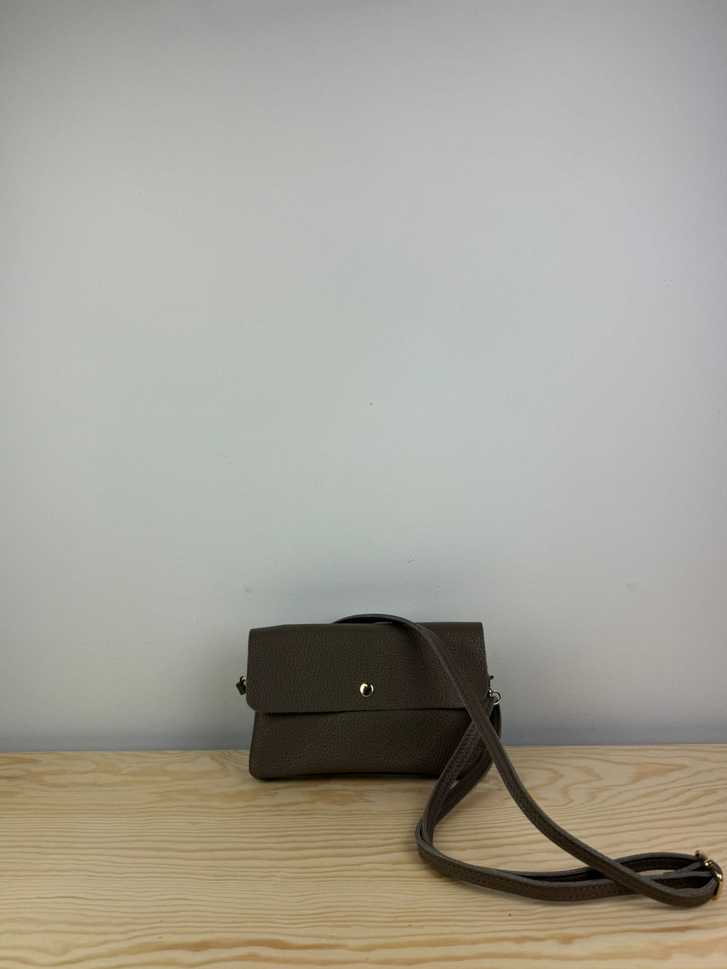 Misa Crossbody - Bruin 🤎