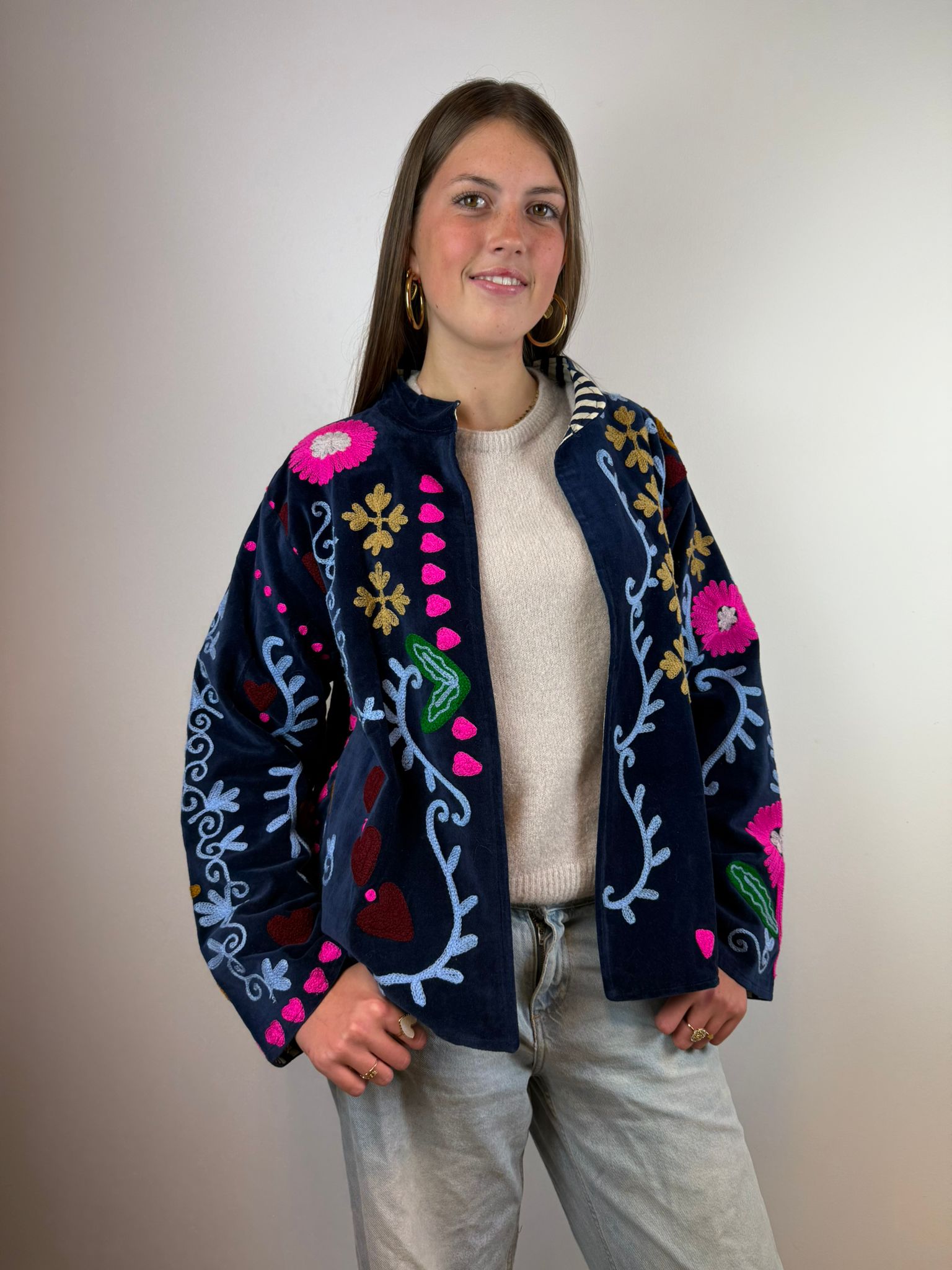 Juliëtte - handgemaakt fluwelen jasje pauw 🦚