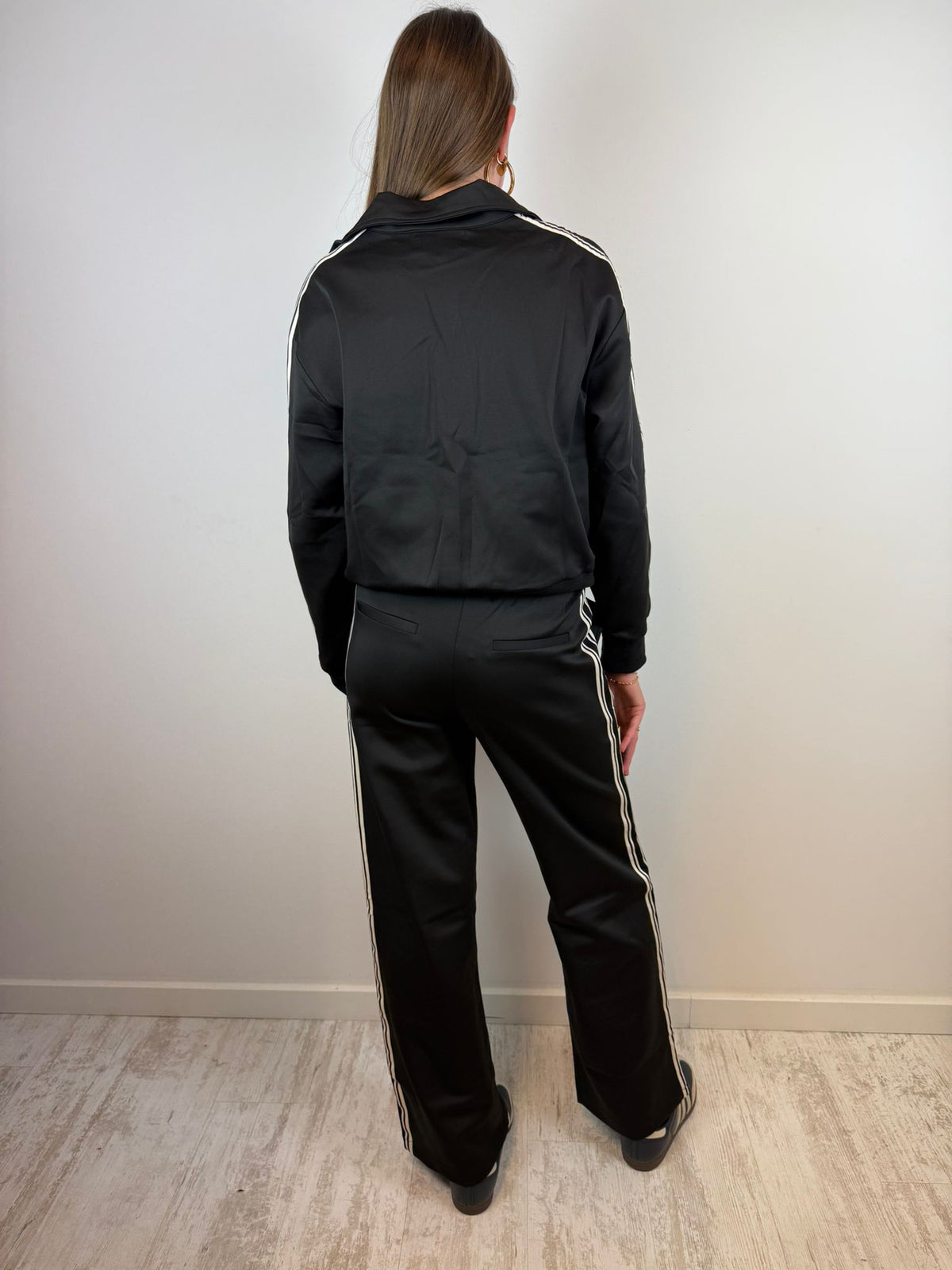 Mia sportief vest - Zwart 🖤