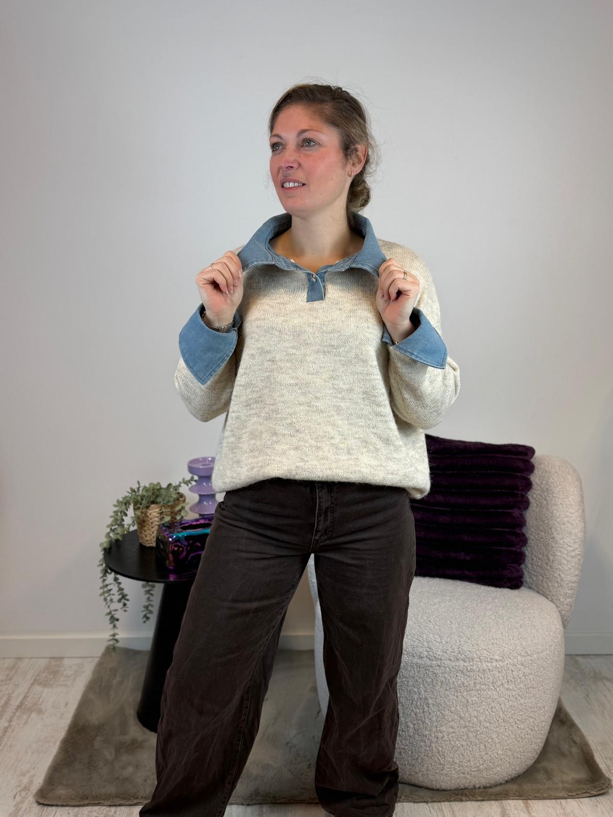 Claire - Trui met spijkerstof kraag 🔷