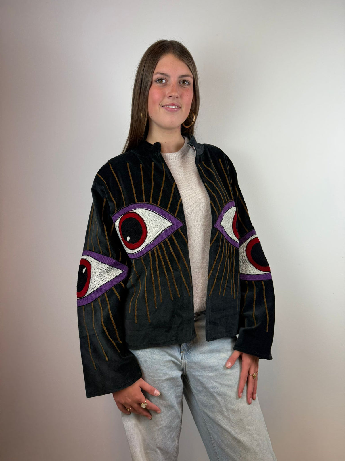 Juliëtte - handgemaakt fluwelen jasje ogen 👀