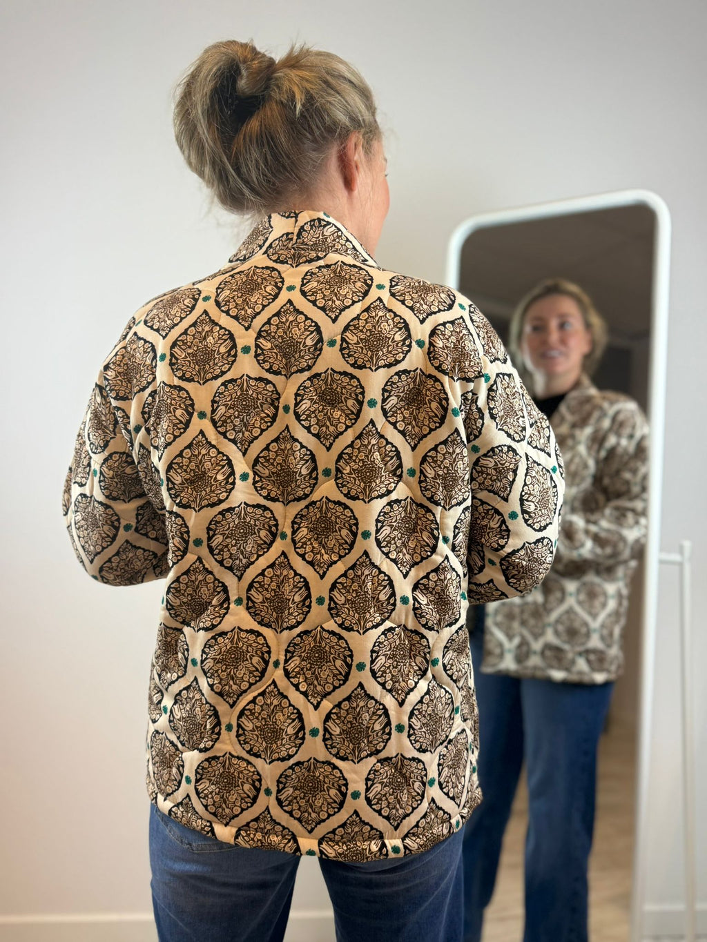 Isa gewatteerd jasje - Bruin-Zwart 🤎🖤