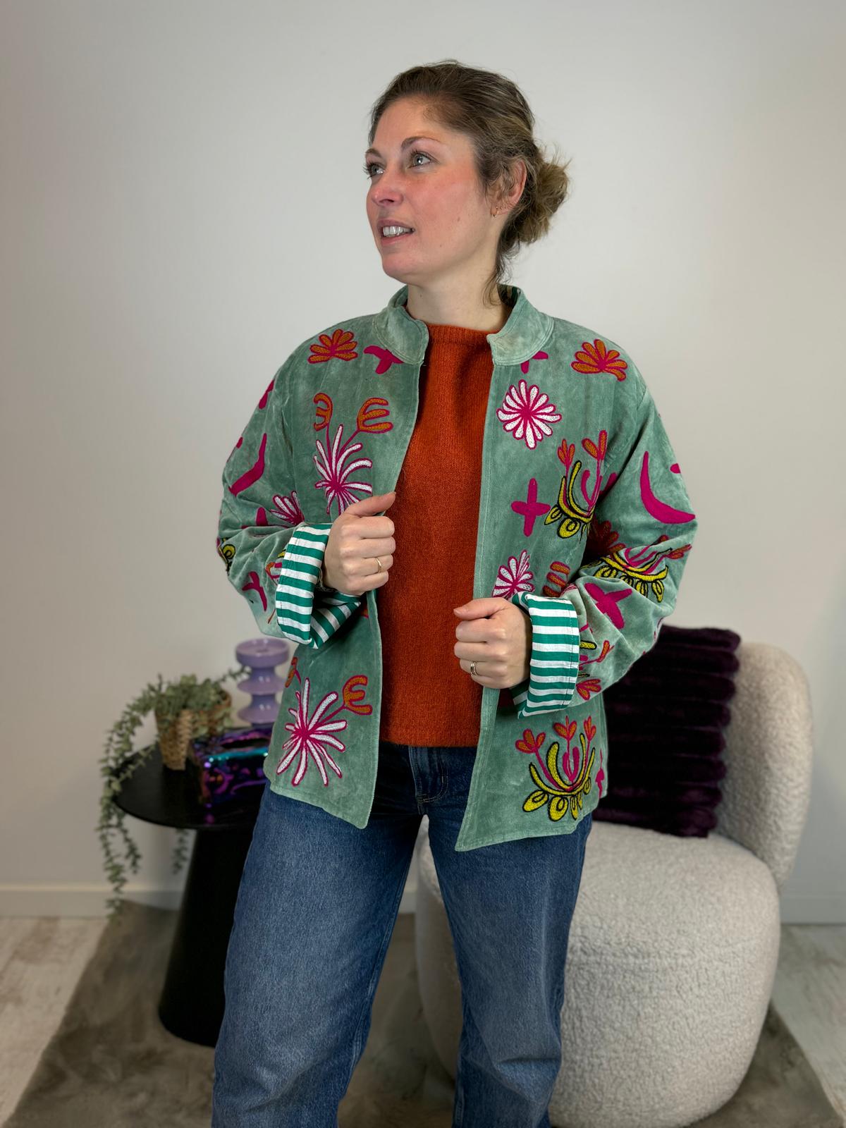 Juliëtte - handgemaakt fluwelen jasje panter 🐆