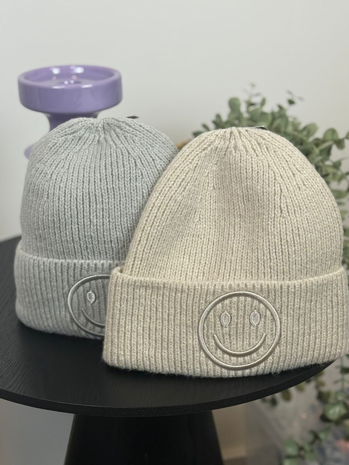Muts smiley - Lichtgrijs ☺