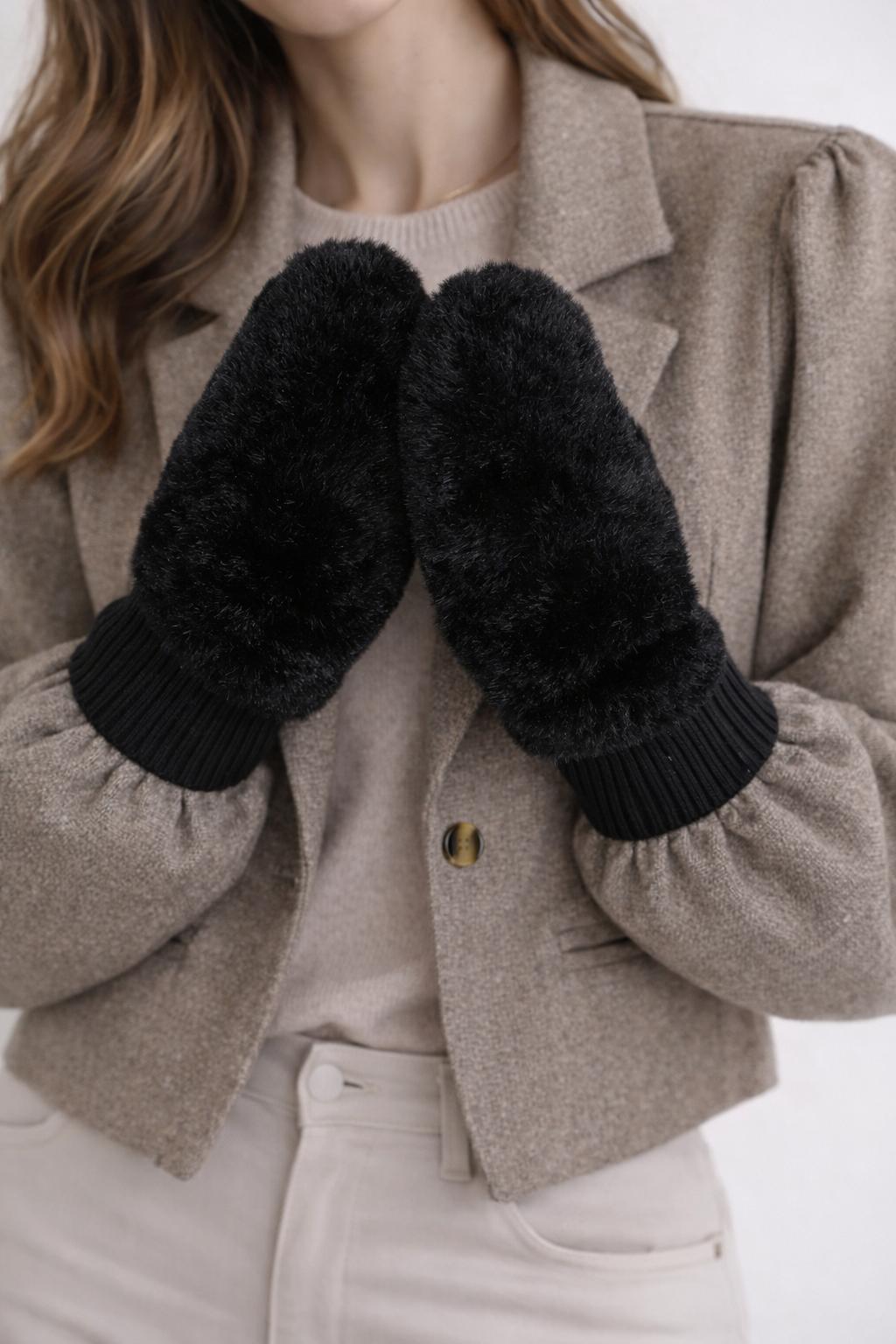 Fluffy wanten - Zwart 🖤